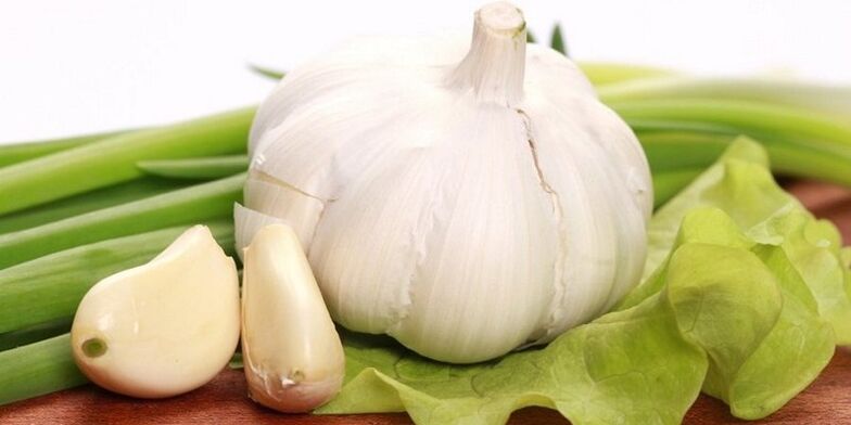garlic from parasites on the body