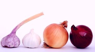 Onions and garlic are harmful to pests on the body. 